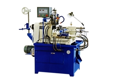 使用自動數控車床時，需要選擇正確的工具